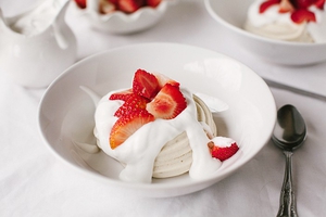 Vegan Meringue Nest with Strawberries & Cream (via wallflowerkitchen.com)