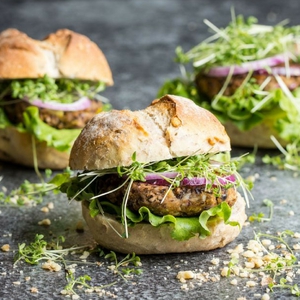 Black Bean Burgers (via laurencariscooks.com)