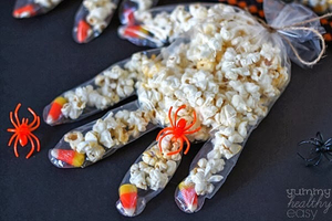 Halloween Popcorn Hands (via yummyhealthyeasy.com)